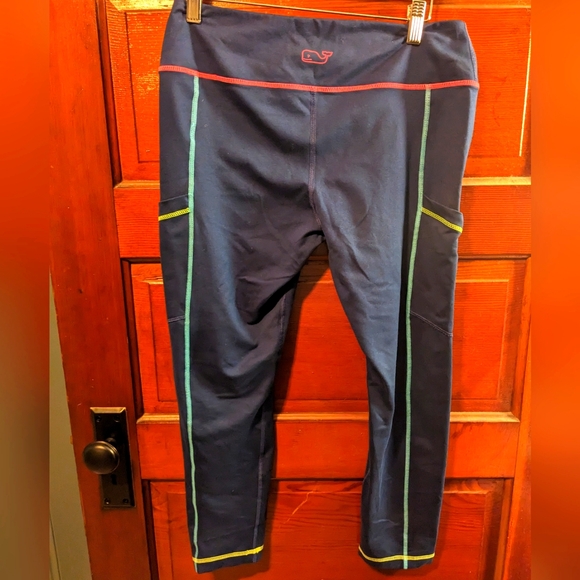 Vineyard Vines Performance Leggings - Picture 2 of 4